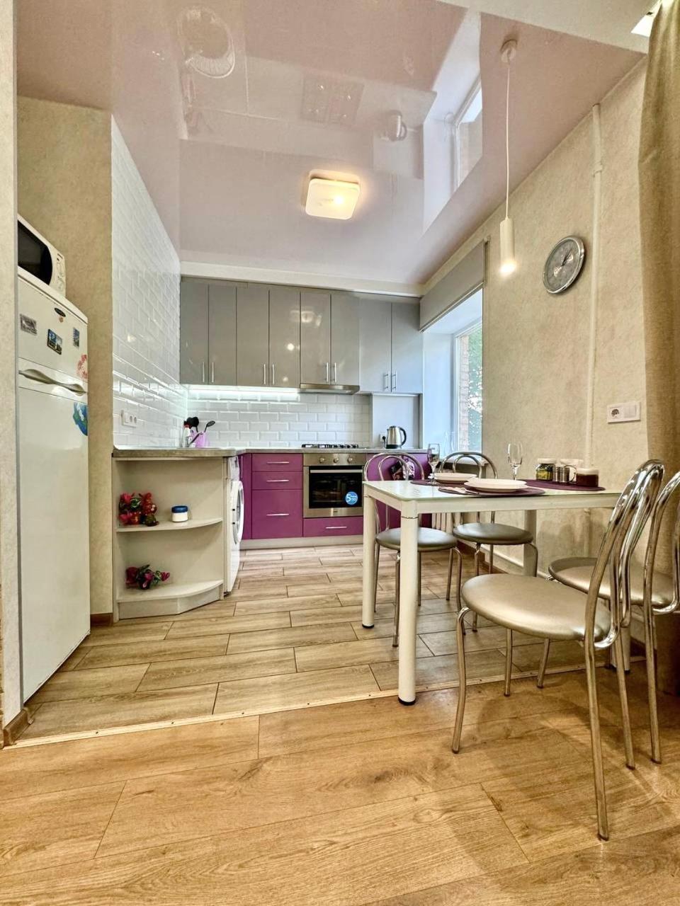 Apartpoltava: Elegant Apartments Near Puppet Theater Exterior photo